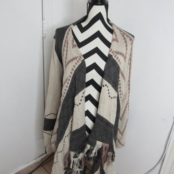 Sun & Shadow Woman M Boho Chic Western Fringe Cotton Knit Shawl Sweater Cardigan - Picture 4 of 6